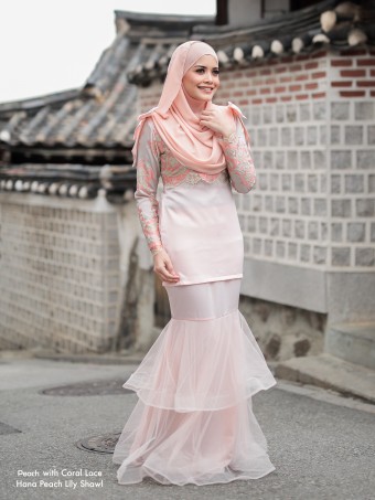 [AS-IS] ROSALINDALUX Kurung-Peach Coral Lace